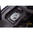 Scania elektromos gyerek kamion kormány és kezelőpanel közelről