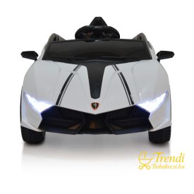 Cordoba fehér gyerek elektromos autó oldalnézetből – nyitható ajtóval és LED lámpákkal