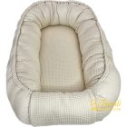 Krém waffle babafészek csomagolva – elegáns és praktikus ajándék újszülötteknek